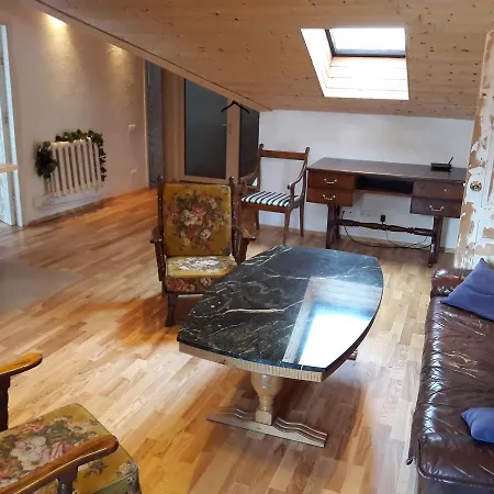 Apartamento Luxury 2 *